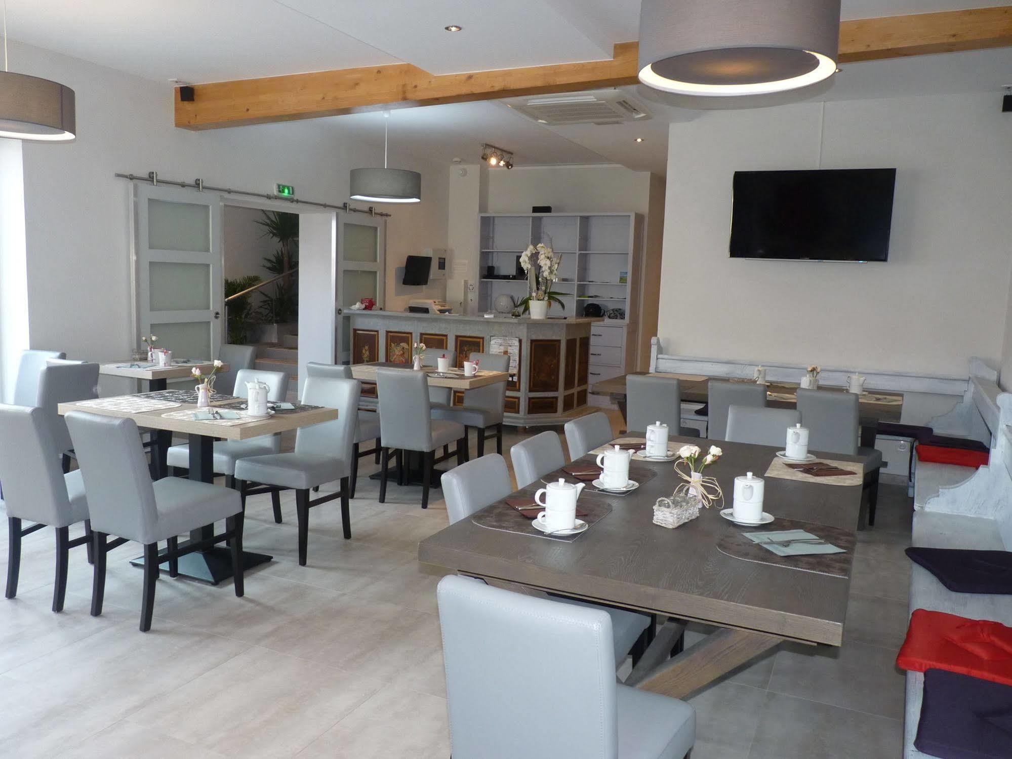 Hotel Le Dormeur Dorlisheim Экстерьер фото